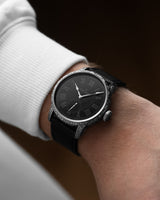 Louis Erard Gravée Main