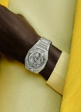 URWERK UR-100V, Magic T