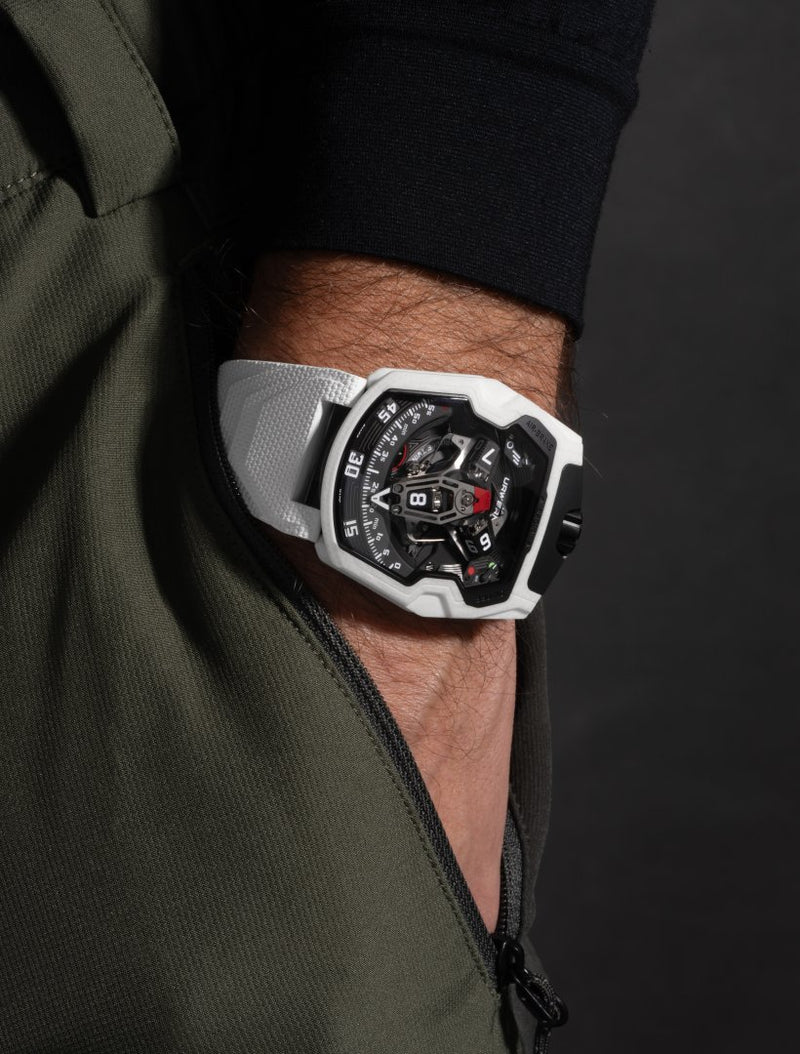 URWERK UR-230, Polaris