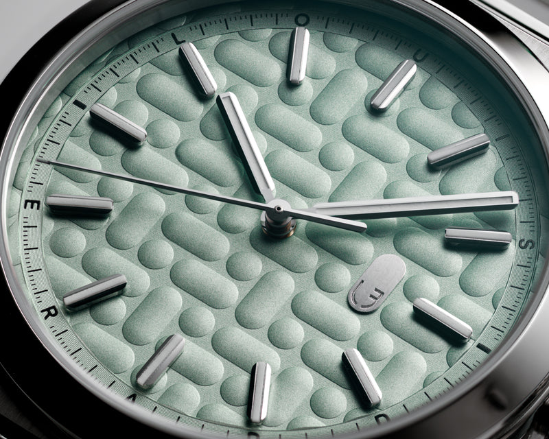 Louis Erard 2340 Mint