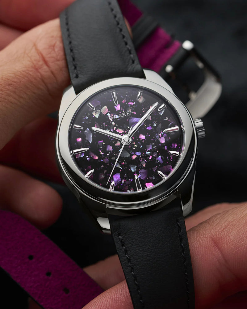 Awake - Son Mài Fragments Pink